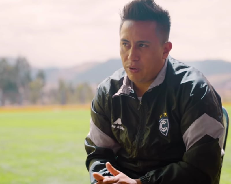 Christian Cueva rompe el silencio tras el debut con el club Cienciano.