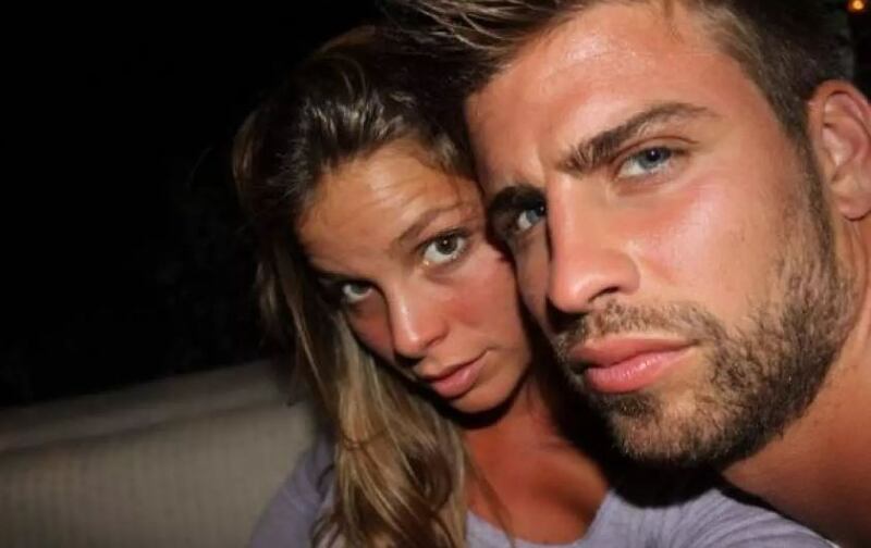 Gerard Piqué y Nuria Tomás cuando eran novios (Foto: Internet)