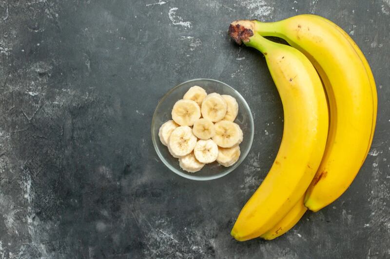 Creme hidratante caseiro feito com banana para ter uma pele macia e mais jovem