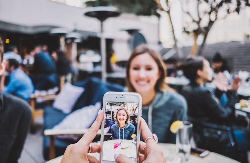 Hay personas que prácticamente pasan todo su día en redes sociales