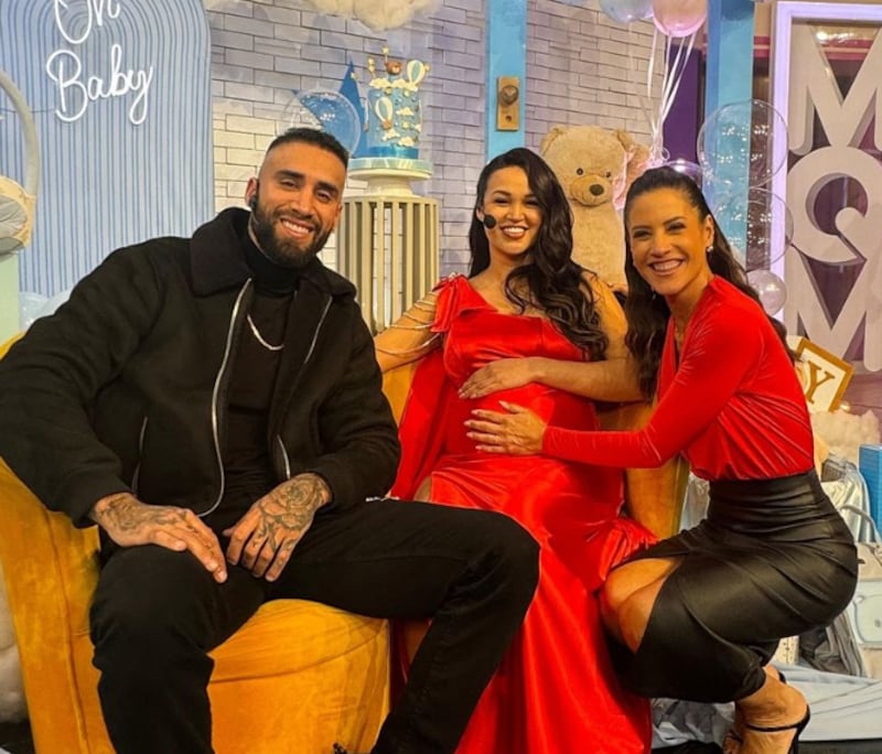 Jota Benz y Angie Arizaga en cuenta regresiva para recibir a su bebé.