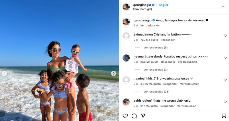 Georgina Rodríguez con sus hijos