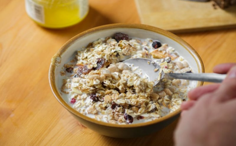 Ingerir avena permite dotar el cuerpo de energía.