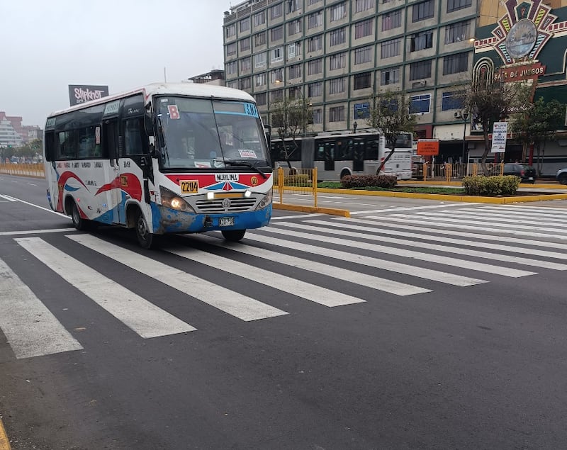 Paro de transportistas en Lima Metropolitana en protesta a la inseguridad.