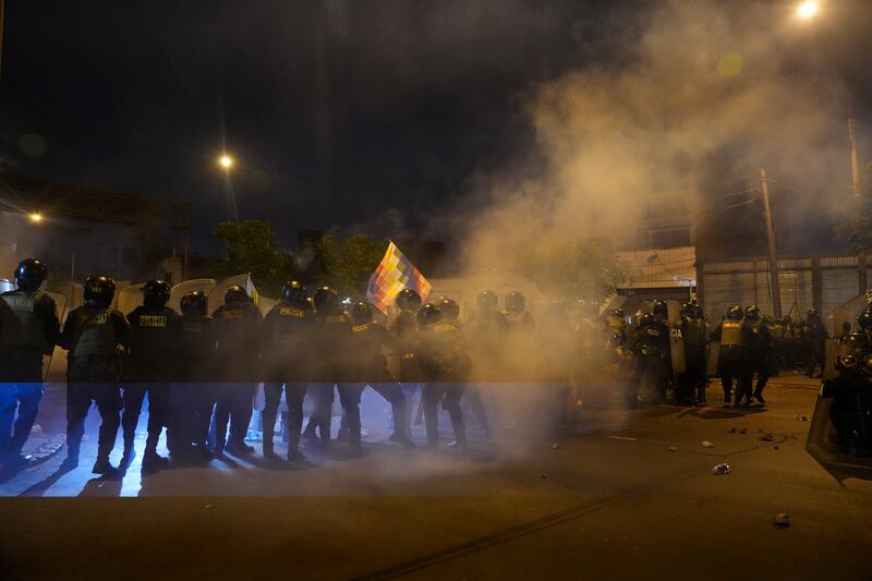 Protestas antigubernamentales en el centro de Lima, Perú.