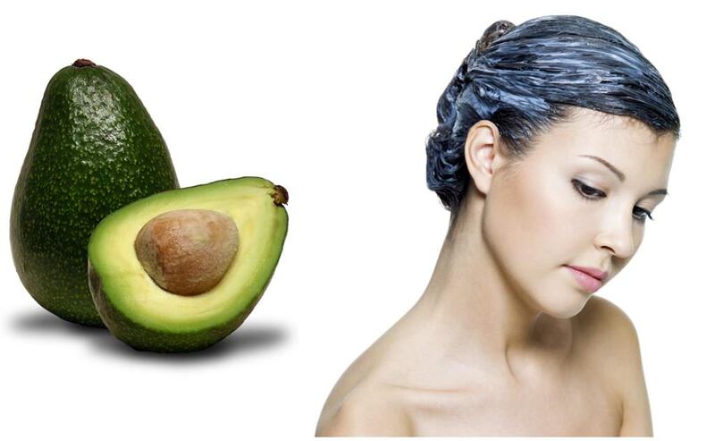 La pepa del aguacate ayuda al crecimento del cabello.