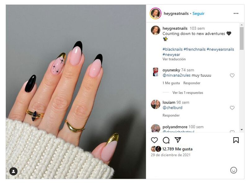 La manicura negra es infalible para lucir manos elegantes en cualquier evento