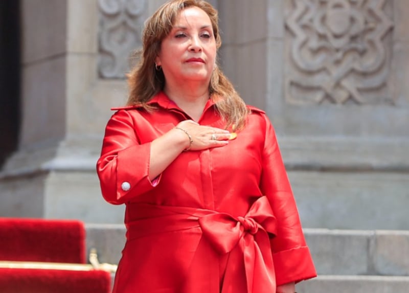 La presidenta de la república, Dina Ercilia Boluarte Zegarra, recibe al primer ministro de Malasia, Dato' Seri Anwar Bin Ibrahim, en Palacio de Gobierno.