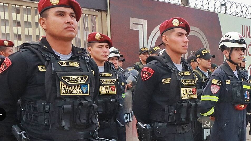 Funcionarios de la Policía Nacional de Perú