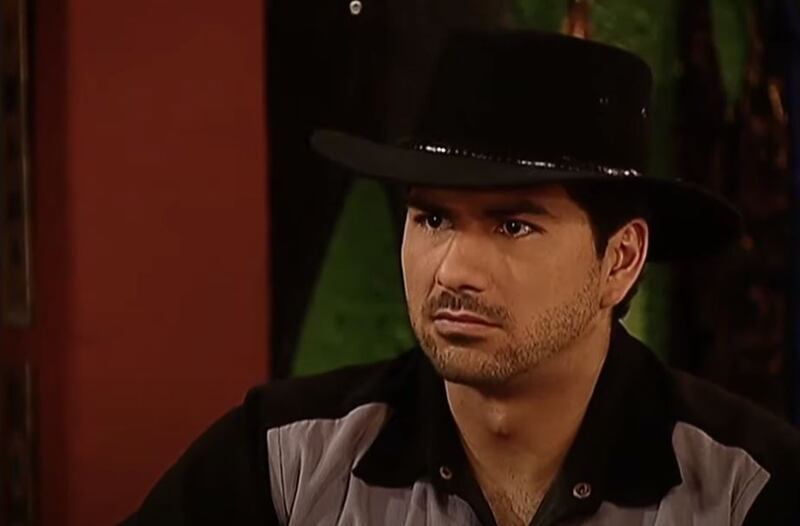 'Armando Navarro' en "Pasión de gavilanes"